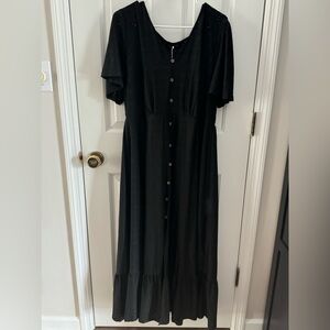 BloomChic - black short sleeve maxi dress - US size 14/16
